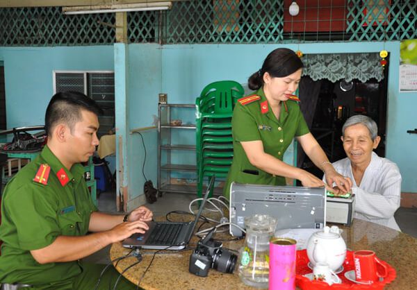 Nhiều tấm gương Công an tiêu biểu học tập, làm theo lời Bác