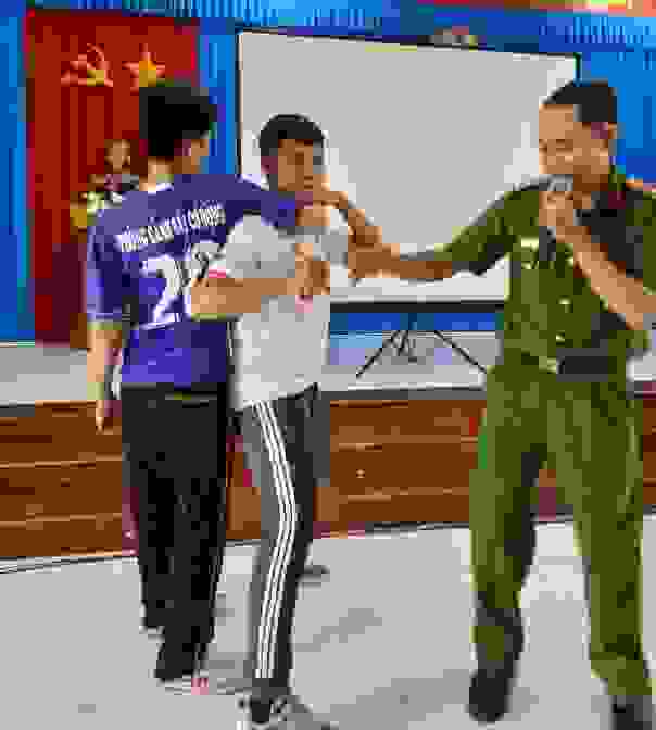 \\Phuc_nguyen\doan khoi co quan\NAM 2020\THANG 6\TUYEN TRUYEN PCTP\Anh\03.jpg