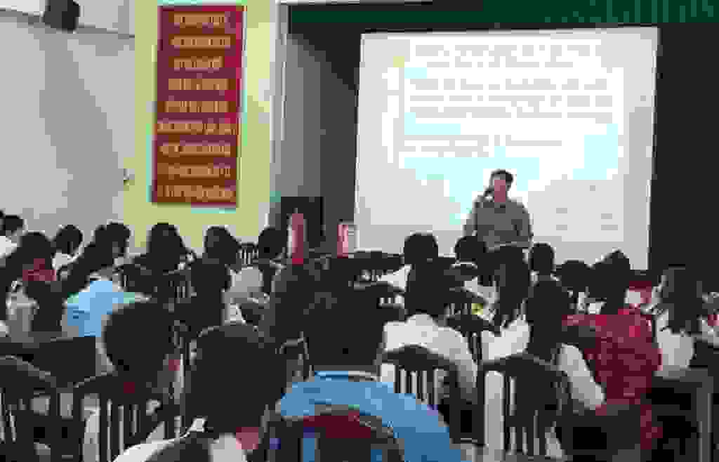 \\Phuc_nguyen\doan khoi co quan\NAM 2020\THANG 6\TUYEN TRUYEN PCTP\Anh\02.jpg