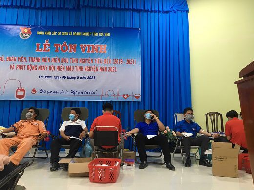 Chi đoàn Viện kiểm sát nhân dân tỉnh Trà Vinh tích cực tham gia phong trào hiến máu nhân đạo năm 2021
