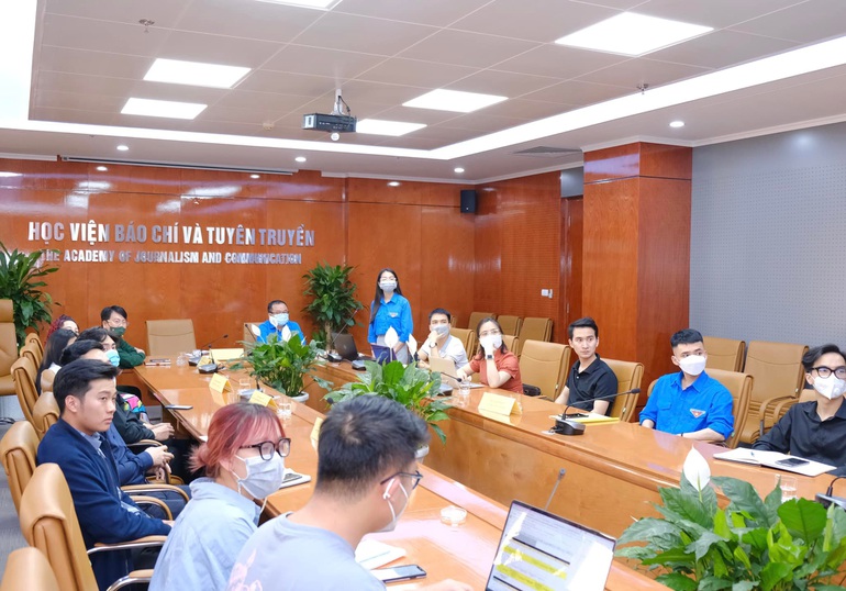 Nữ cán bộ Đoàn xuất sắc trường Báo luôn lan tỏa những giá trị tốt đẹp - 3