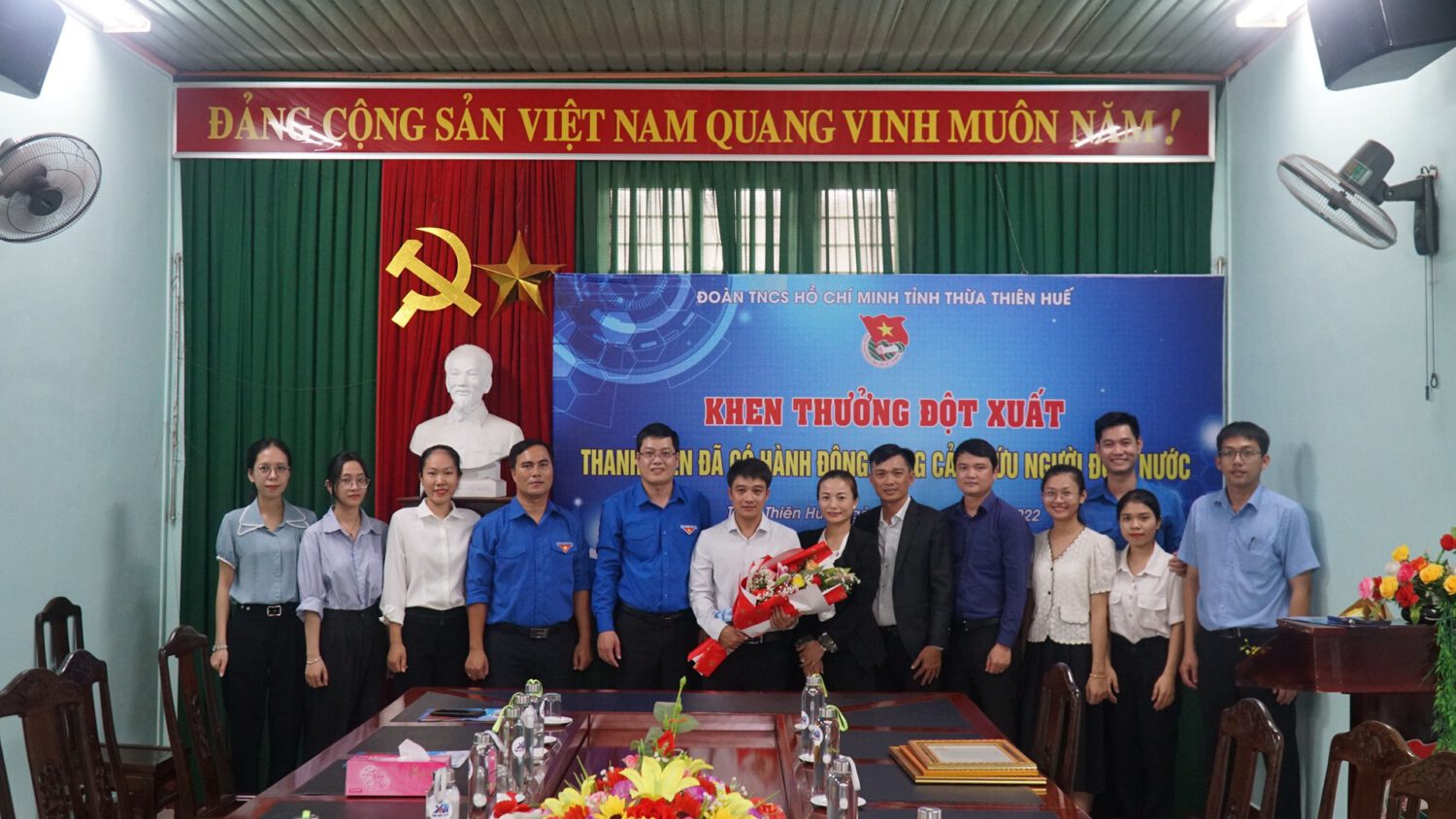 T.T Huế: Tuyên dương thanh niên dũng cảm cứu người đuối nước