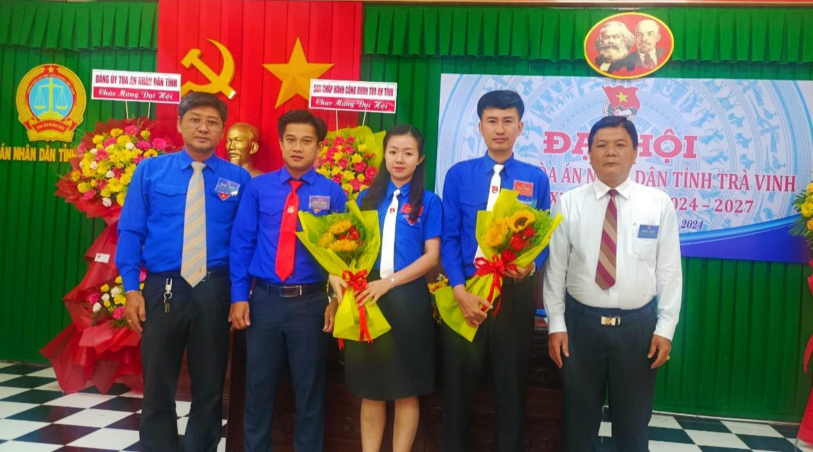 Đồng chí Phan Thị Cẩm Nang được Đại hội tín nhiệm bầu giữ chức Bí thư Chi đoàn Tòa án Nhân dân tỉnh Trà Vinh lần thứ XIV, nhiệm kỳ 2024 – 2027